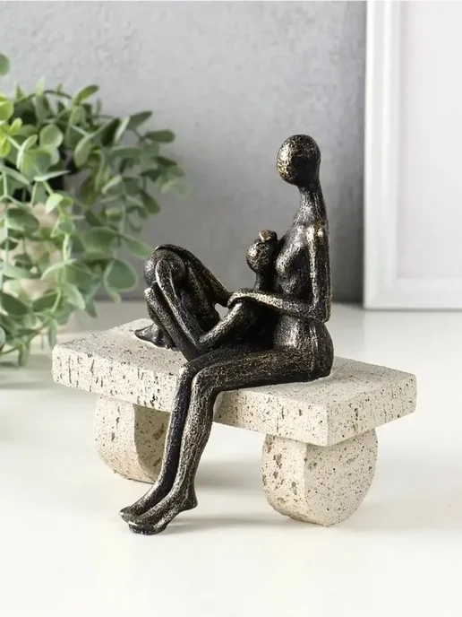 Фигурки и статуэтки, вариант