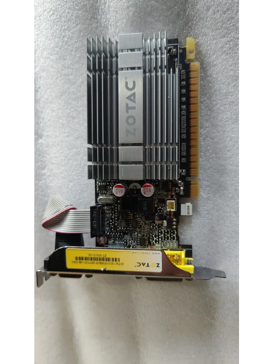 Нет бренда Видеокарта ZOTAC Zotye G210 1ГБ DDR3 2 Chips