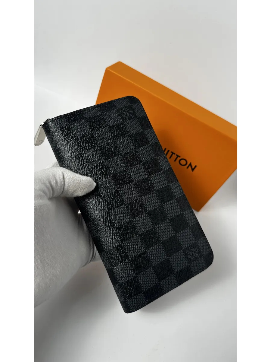 Кошелек Louis Vuitton