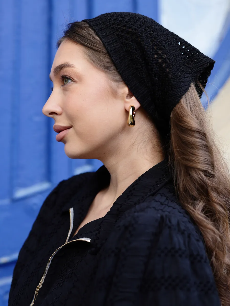 Косынка вязаная летняя