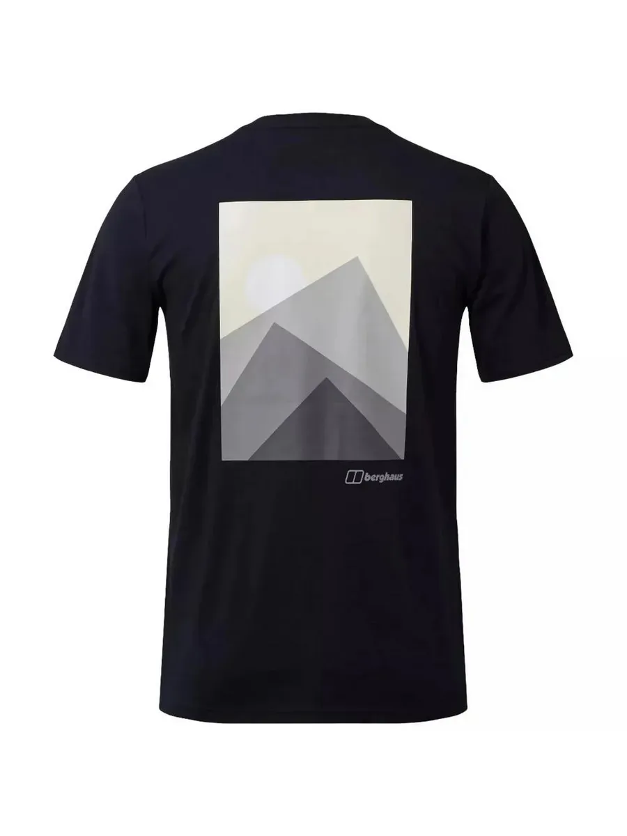 Футболка Berghaus Mens Mountain Silhouette Graphic T-Shirt H . Цвет черный.