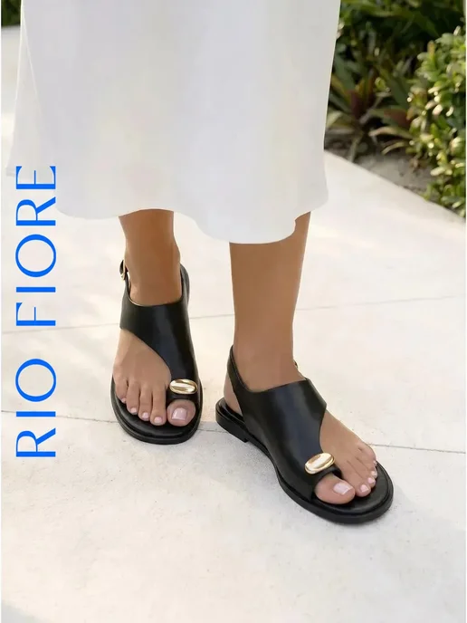 Rio Fiore Босоножки летние через палец с открытой пяткой на ремешке, черный