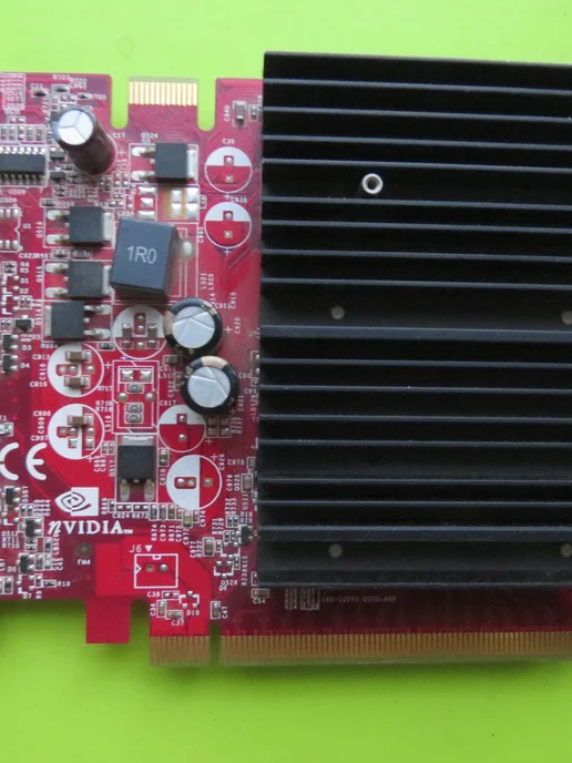 Видеокарта GF7600 PCI-E (бесшумная), вариант
