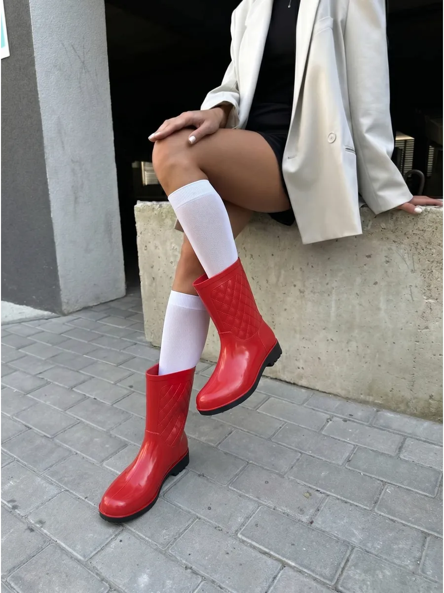 Сапоги резиновые красные