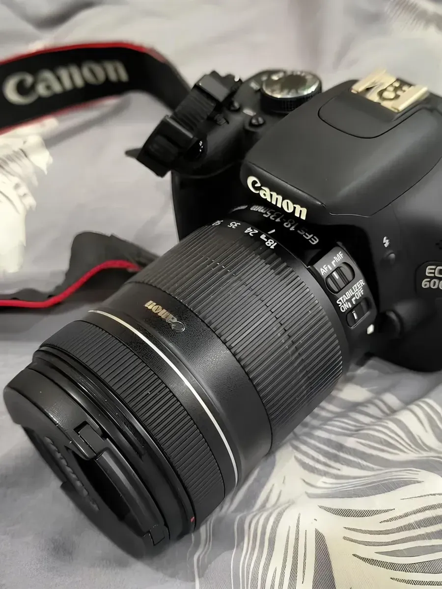 Зеркальный фотоаппарат canon eos 600d 18-135мм
